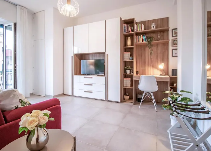 House Exclusive Near Metro A Apartment