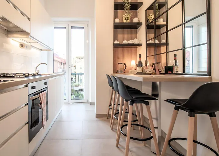House Exclusive Near Metro A
