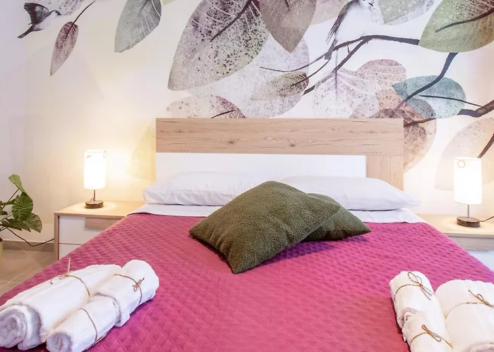 Apartment House Exclusive Near Metro A Rome
